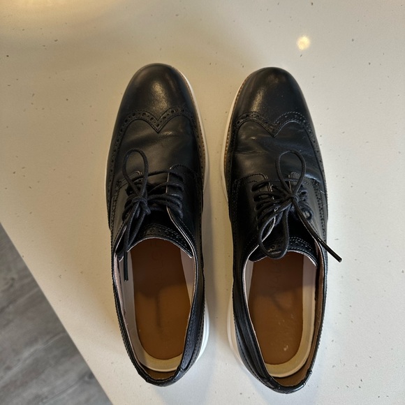 Men’s Original Grand Wingtip Oxfords - Picture 3 of 5